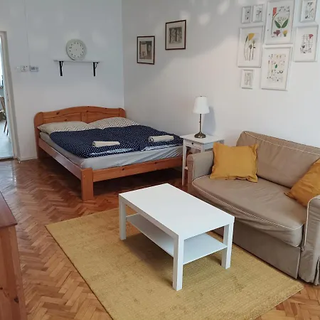 Sarahome2 * Szeged